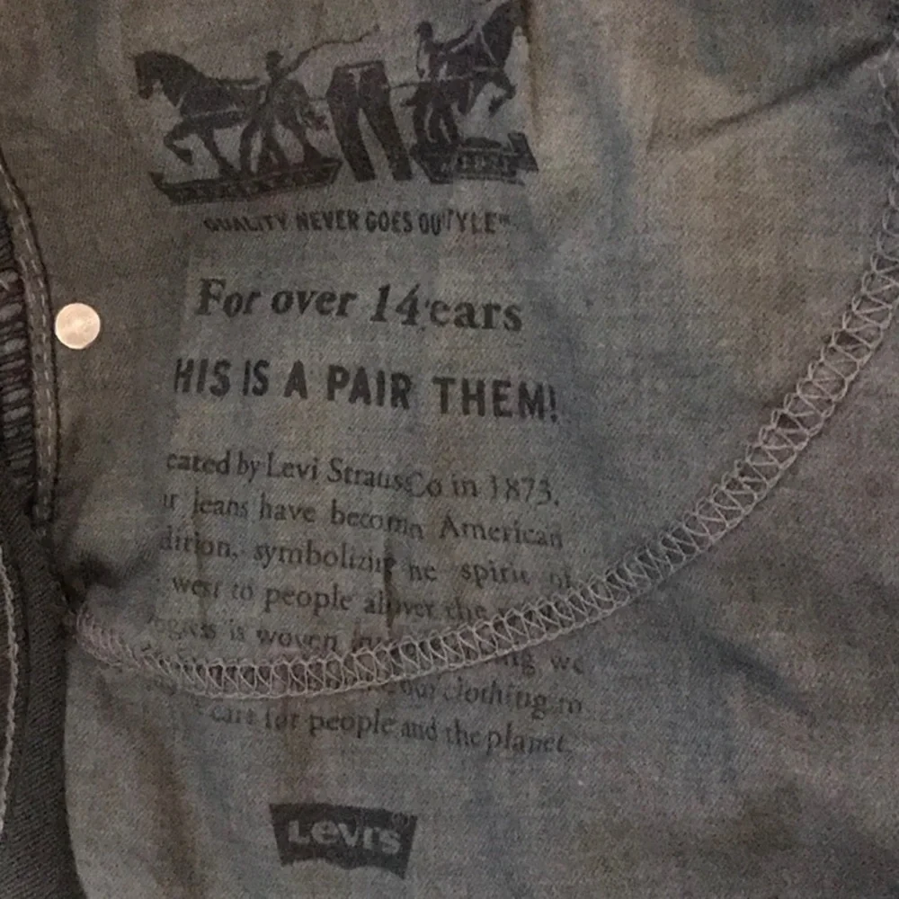 NWT Levi’s jeans 559 relaxed big W 56 x L 28